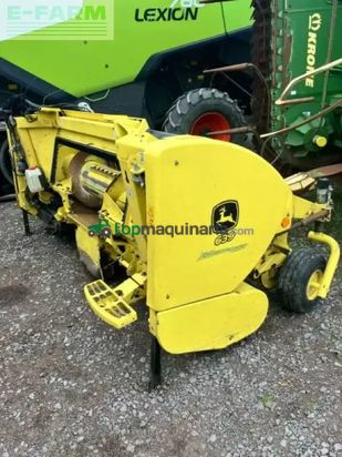 Cosechadora de Cereal - John Deere - 8400 i