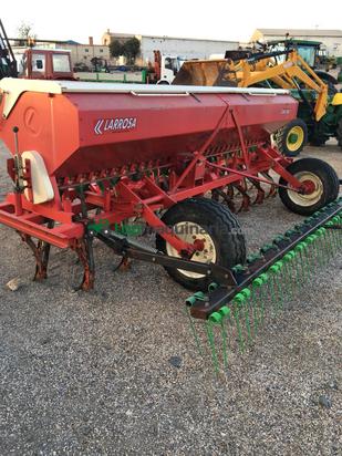 Sembradora Larrosa SPACE 900-3  de 4 metros
