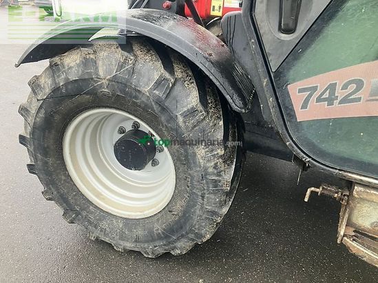 Telescopica - Case IH - 742 farmlift