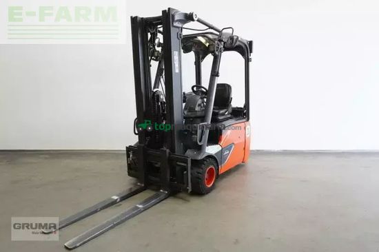Elevadora - Linde - e 18 evo ion 386-02