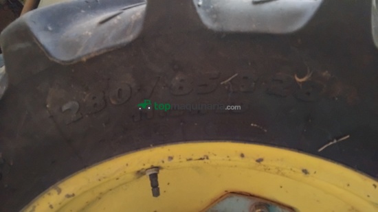 Tractor agrícola - John Deere - 6310 y 2850