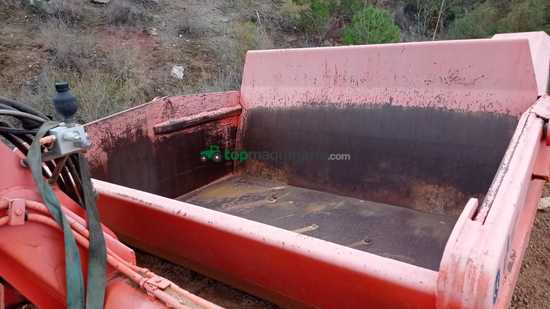 Trailla Los Antonios  6 metros cubicos