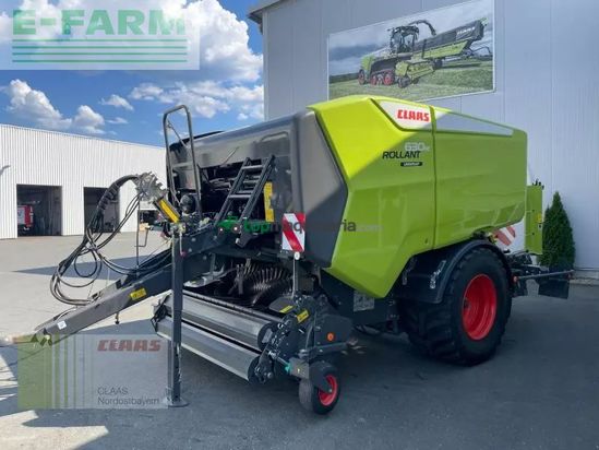 Empacadora gigant - Claas - rollant 630 rc uniwrap