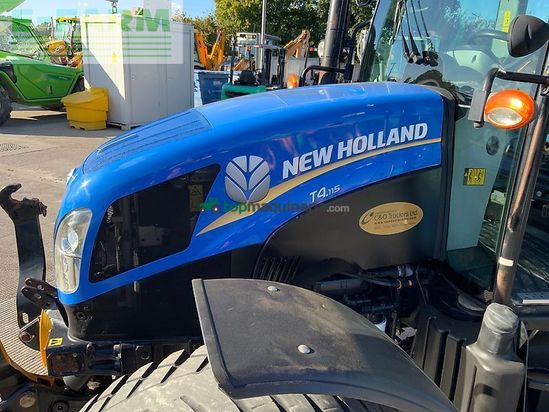 Tractor agrícola - New Holland - t4.115 tractor (st27506)