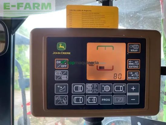 Empacadora gigant - John Deere - v 461 m rc 13 filet