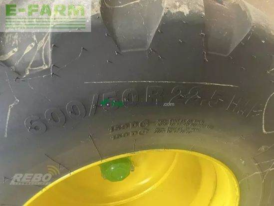 Empacadora gigant - John Deere - v461r