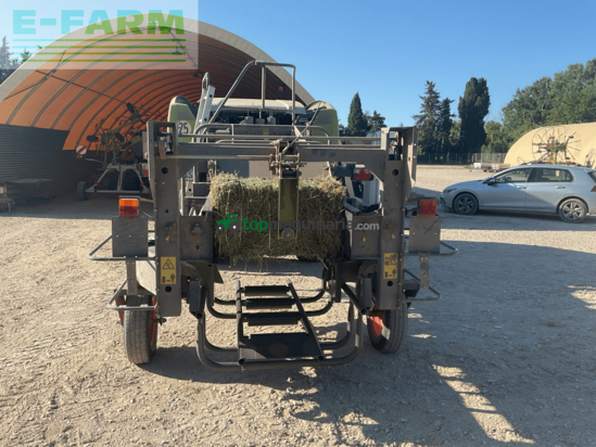 Empacadora gigant - Claas - quadrant 4000