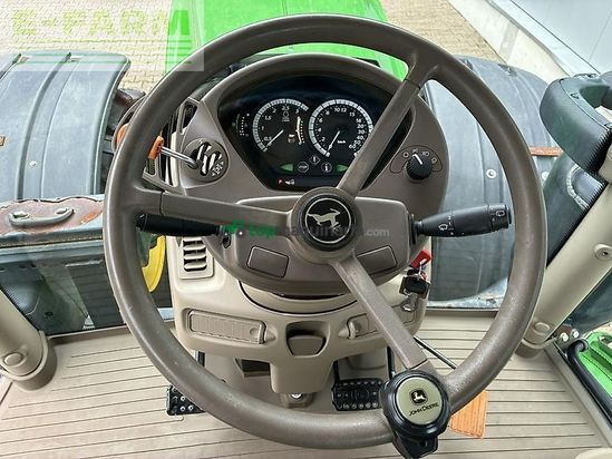 Tractor agrícola - John Deere - 6215r