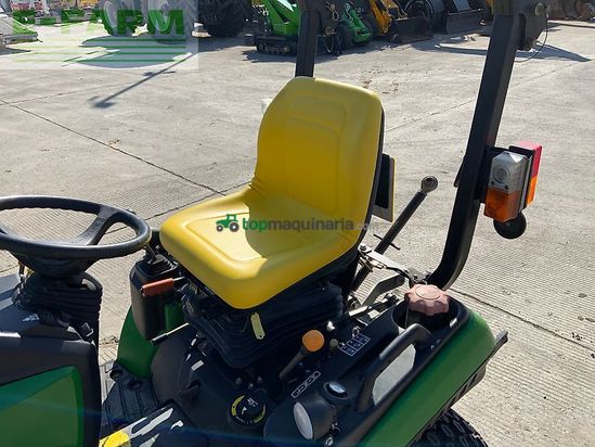 Tractor agrícola - John Deere - 1026r compact tractor (st26030)