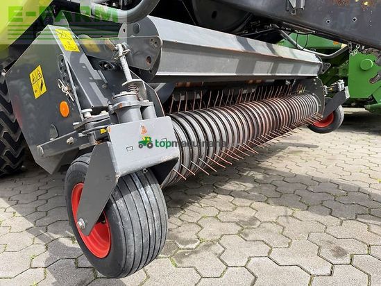 Empacadora gigant - Claas - quadrant 5200 fc