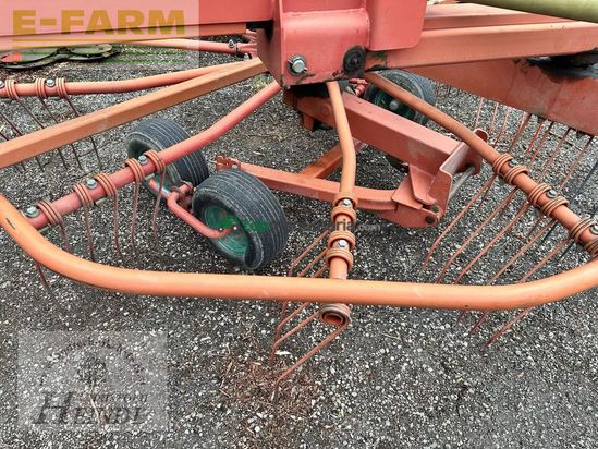 Rastrillo - Kverneland - taarup 9065 s