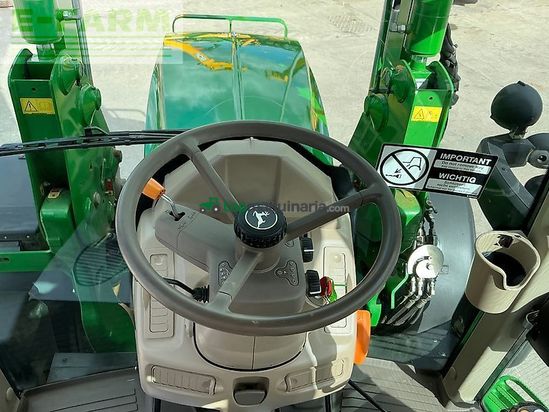 Tractor agrícola - John Deere - 6130m tractor (st26618)