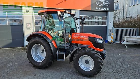 Tractor agrícola - Kubota - m4-063 cab