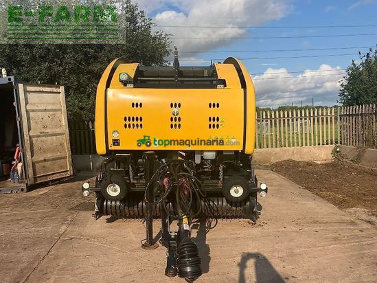 Empacadora gigant - New Holland - roll belt 150