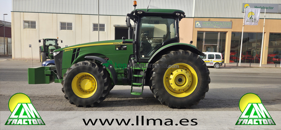 Tractor agrícola - John Deere - 8260R
