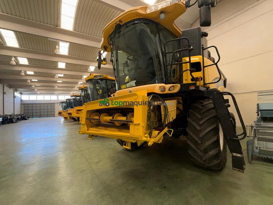 Cosechadora de Cereal - New Holland - CX8070