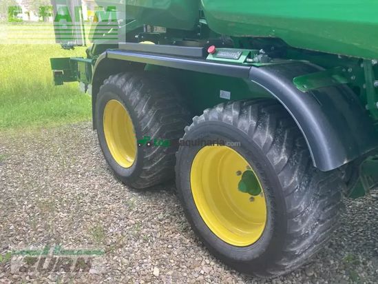 Empacadora gigant - John Deere - c461r