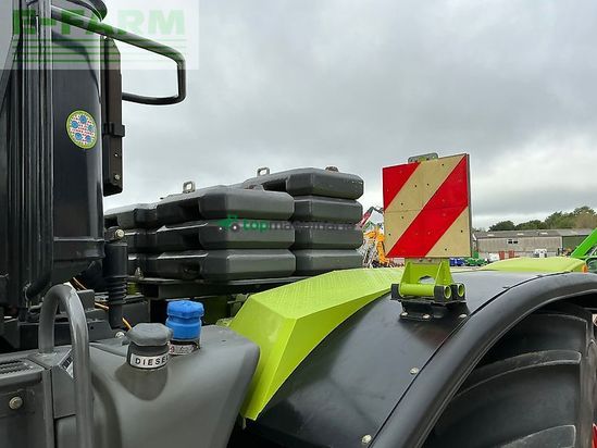 Tractor agrícola - Claas - xerion trac 5000 tractor (st26926)