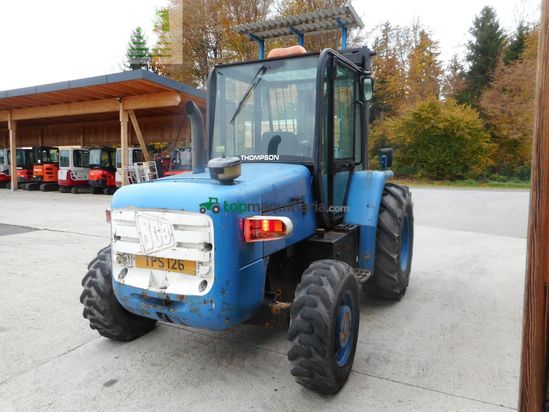 Elevadora - JCB - 926-4 ( allrad ) triplex 5,5m