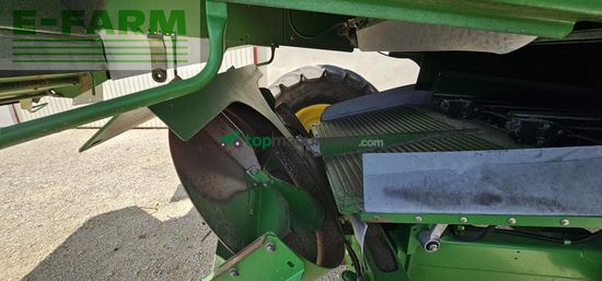 Cosechadora de Cereal - John Deere - T550