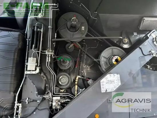 Cosechadora de Cereal - Claas - trion 660 terra trac allrad