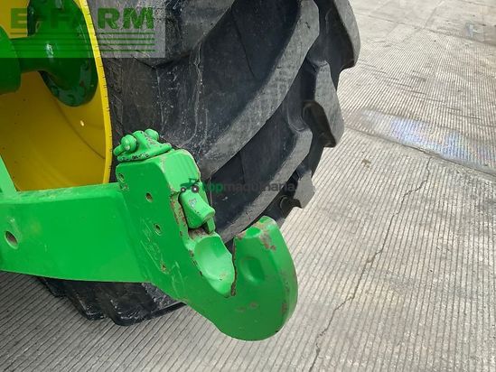 Tractor agrícola - John Deere - 6215r tractor (st24044)