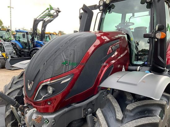 Tractor agrícola - Valtra - t174 versu unlimited tractor (st26322)