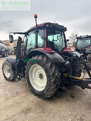 Tractor agrícola - Valtra - n174d