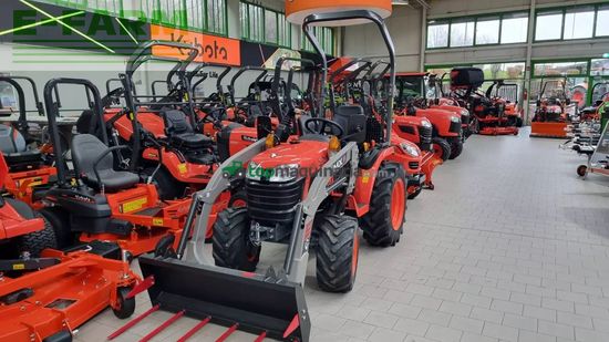Tractor agrícola - Kubota - b1-181 frontlader