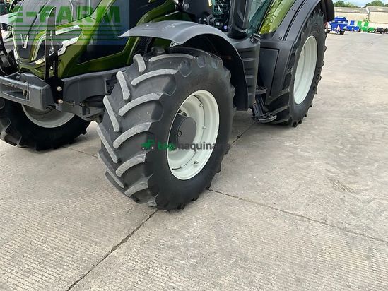 Tractor agrícola - Valtra - t155 active tractor (st26785)