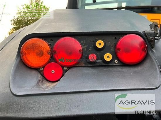 Tractor agrícola - JCB - 8310