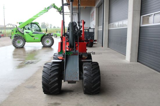 Minicargadora - Giant - hoflader d 335 t