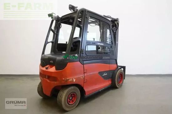 Elevadora - Linde - e 50/600 hl 388-00