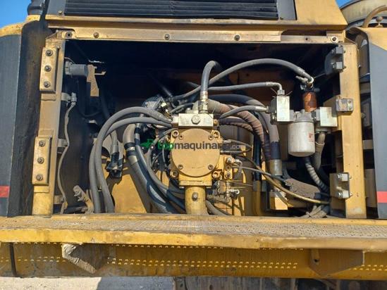 Excavadora CATERPILLAR 375ME