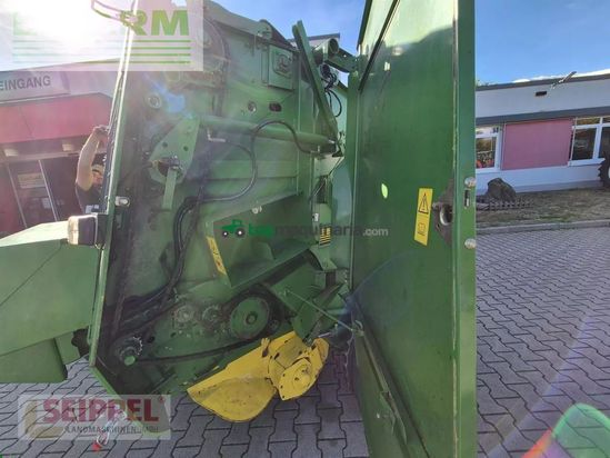 Empacadora gigant - John Deere - 570