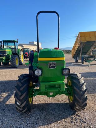 Tractor agrícola - John Deere - 2450