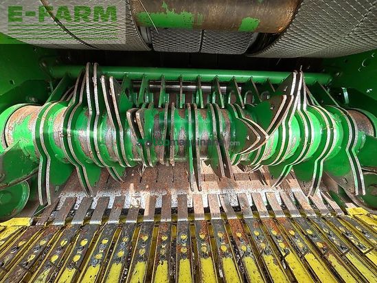 Empacadora gigant - John Deere - 592 h