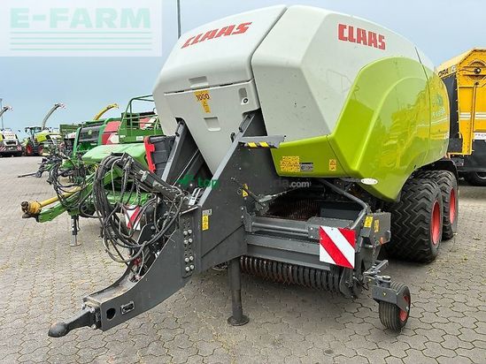 Empacadora gigant - Claas - quadrant 5200 fc tandem