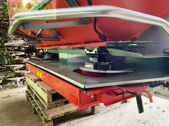 Esparcidor - Kuhn - axera 1102 h-emc