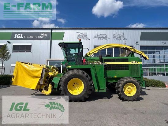 Cosechadora de Cereal - John Deere - 6850