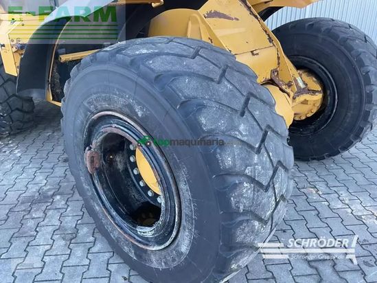 Minicargadora - Caterpillar - 938 m