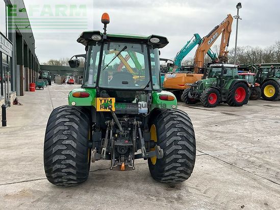 Tractor agrícola - Kubota - m7060 tractor (st25808)