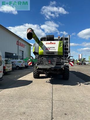 Cosechadora de Cereal - Claas - lexion 6900 tt