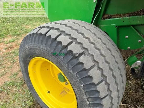 Empacadora gigant - John Deere - f441m