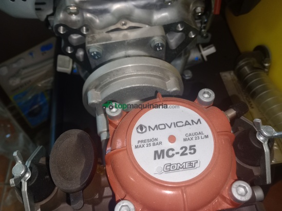 Pulverizador arrastrado - Movicam 100l motor Honda GX100