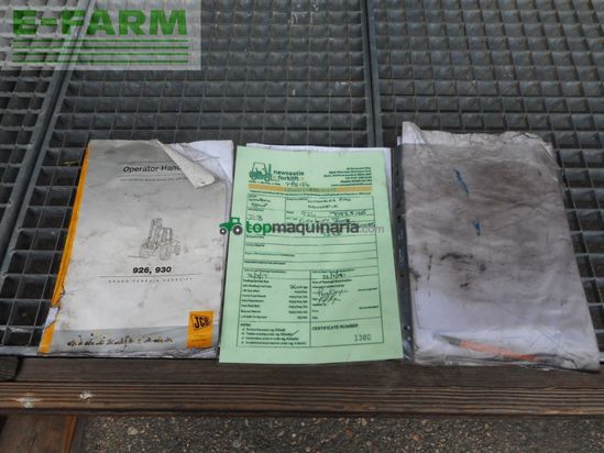 Elevadora - JCB - 926-4 ( allrad ) triplex 5,5m