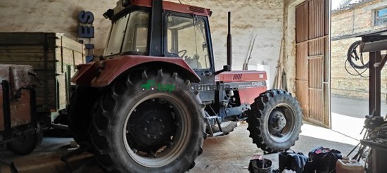 Tractor agrícola - Case IH - 1056XL