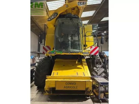 Cosechadora de Cereal - New Holland - csx7080