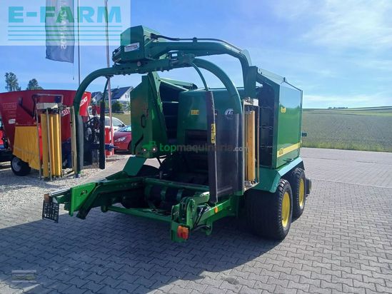 Empacadora gigant - John Deere - 678
