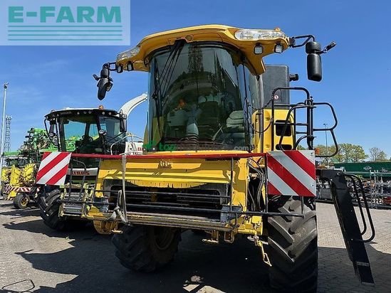 Cosechadora de Cereal - New Holland - cx 8060